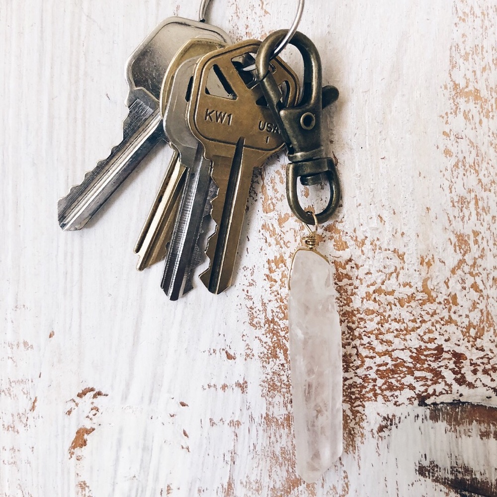 Quartz crystal keychain